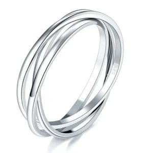 Dainty Interlocking Fidget Ring- Silver, shown on white background